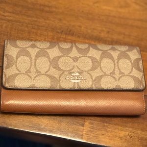Coach wallet